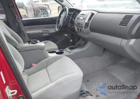 2008 Toyota Tacoma Base V6 z USA, uszkodzony, nr VIN 5TEUU42N28Z563634